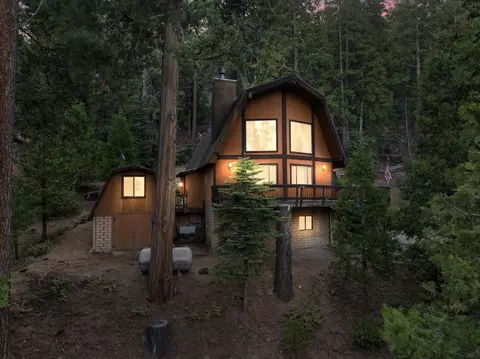 7226 Yosemite Park Way, Tuolumne Meadows, CA 95389