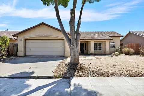 3194 Ren Way, Madera, CA 93637