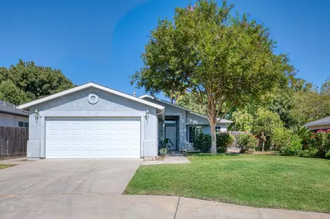 2607 Santa Ana Ave, Clovis, CA 93611