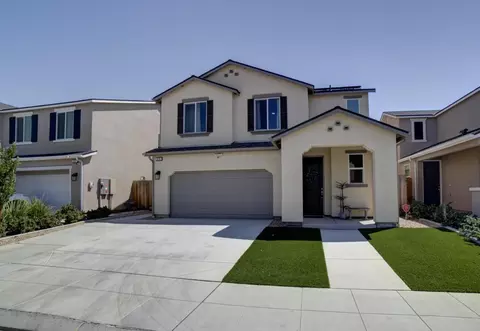 819 Descanso Ave, Clovis, CA 93619