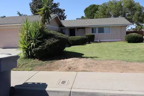 814 Fordham Ave, Clovis, CA 93611