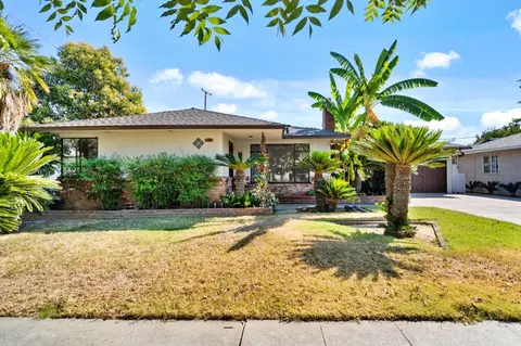 3688 N Thesta St, Fresno, CA 93726