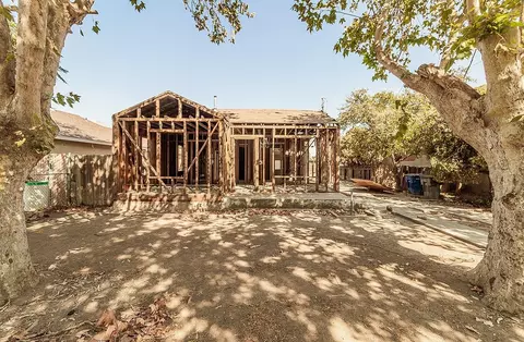 4729 El Monte Way, Fresno, CA 93702