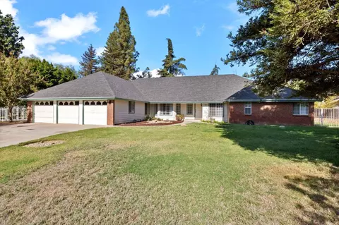 5615 E Hamilton Ave, Fresno, CA 93727