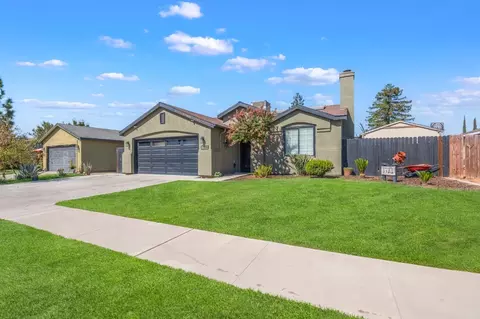 1786 Cochran Ave, Tulare, CA 93274