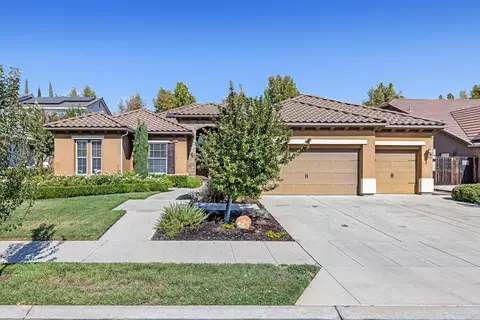 3611 Serena Ave, Clovis, CA 93619