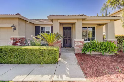 9500 Hillsborough Way, Chowchilla, CA 93610