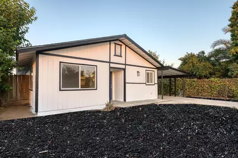 1444 A St, Fresno, CA 93706