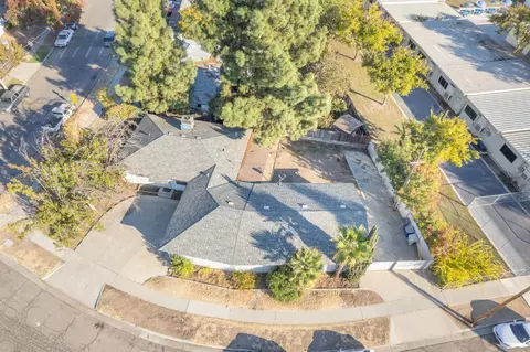 1330 N Garden Ave, Fresno, CA 93727