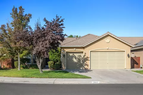 6861 N Cresta, Fresno, CA 93722