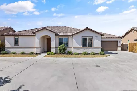 3209 N Rova, Visalia, CA 93291