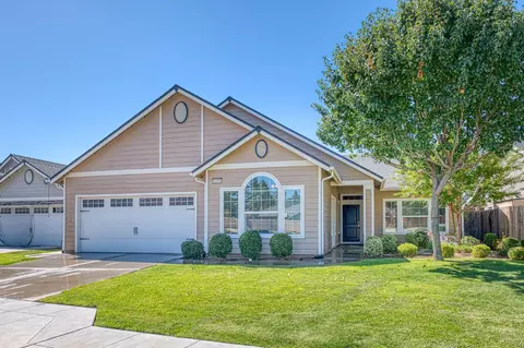 6809 E Griffith Way, Fresno, CA 93727