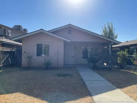 1229 E St, Reedley, CA 93654