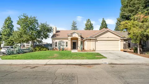 9151 N Price Ave, Fresno, CA 93720