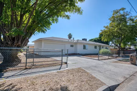 4612 E Florence Ave, Fresno, CA 93725