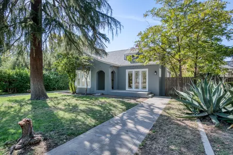 1727 N Adoline Ave, Fresno, CA 93705