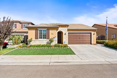 3727 Saginaw Ave, Clovis, CA 93619