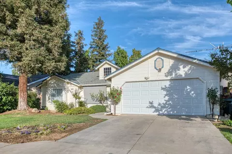 6052 N Tracy Ave, Fresno, CA 93722