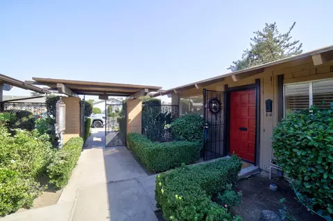 4909 N 7th St #A, Fresno, CA 93726