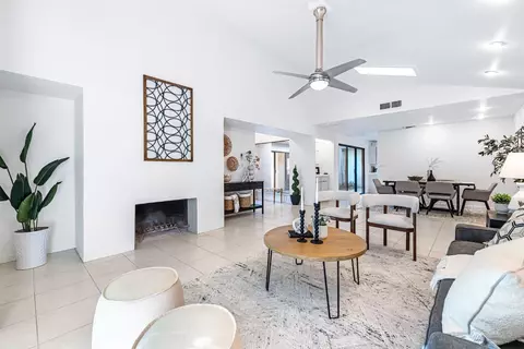 478 W Barstow Ave #103, Fresno, CA 93704