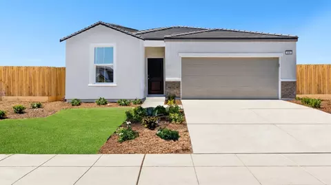 1031 Wayfarer Ln W #106, Madera, CA 93636