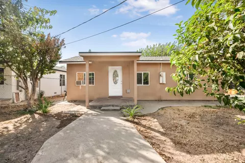 66 E Lorena Ave, Fresno, CA 93706