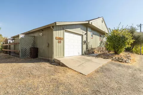 4878 Leonard Rd #4, Mariposa, CA 95338