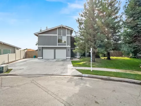 131 W Muncie Ave, Fresno, CA 93711
