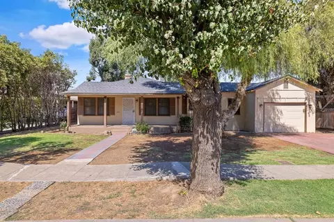 1204 E Sequioa St, Tulare, CA 93274