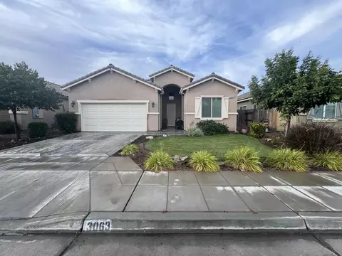 3063 Capistrano Dr, Madera, CA 93637 photo 1
