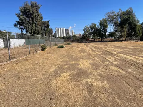 738 C St, Fresno, CA 93706