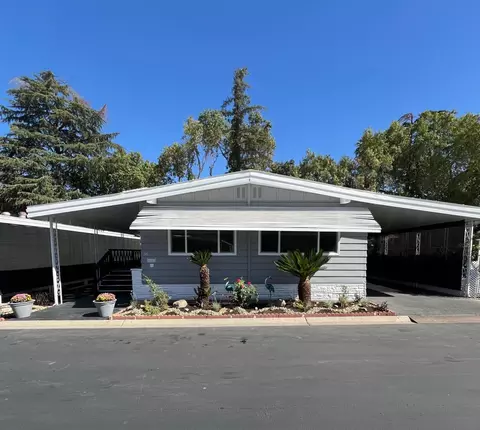 2706 W Ashlan Ave #36, Fresno, CA 93705