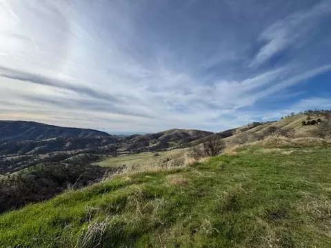 30594 Seminole Rd, Tollhouse, CA 93667