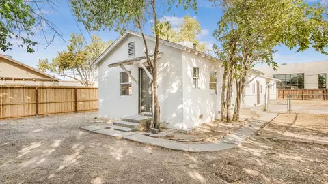 1818 E Lamona St, Fresno, CA 93703
