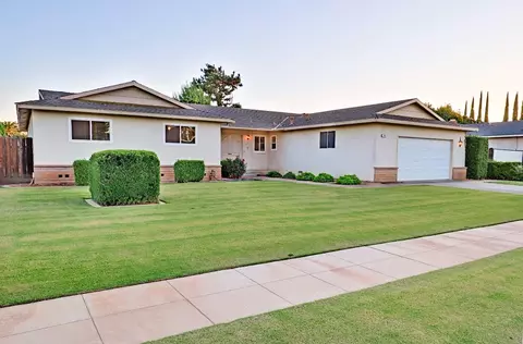 1425 W Palo Alto Ave, Fresno, CA 93711