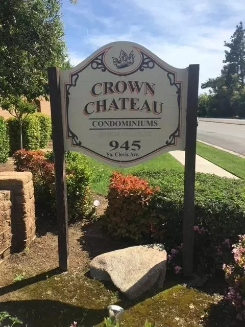 945 S Clovis Ave #V, Fresno, CA 93727
