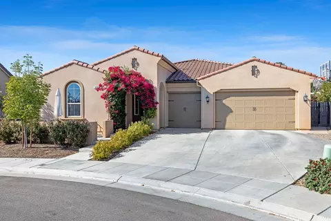 1430 N Redington Ave, Clovis, CA 93619
