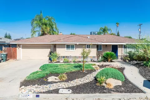 2605 Westgate Dr, Madera, CA 93637