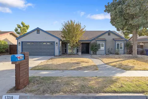 1339 E Carmelo Ave, Tulare, CA 93274