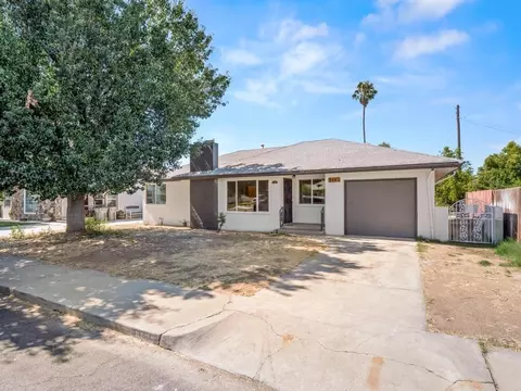 3483 E Joyce Dr, Fresno, CA 93703