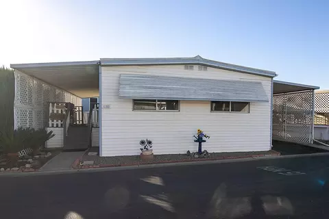 221 W Herndon Ave #184, Fresno, CA 93650