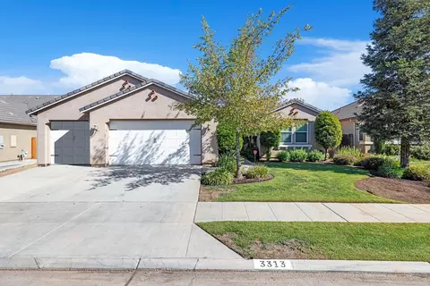 3313 Whiteash Ave, Clovis, CA 93619