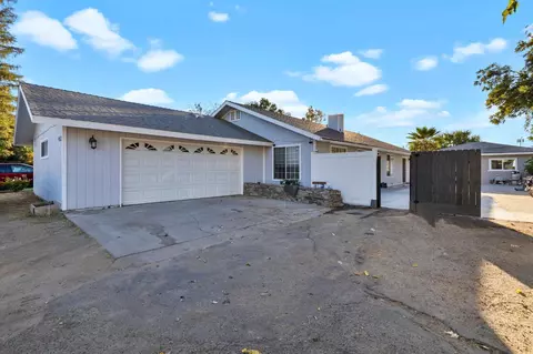 784 Sunnyside Ave, Clovis, CA 93611