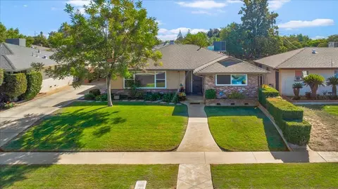 1441 W Michigan Ave, Fresno, CA 93705