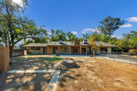 Exterior - 14510 W Kearney Blvd, Kerman, CA 93630 photo 10 of 15