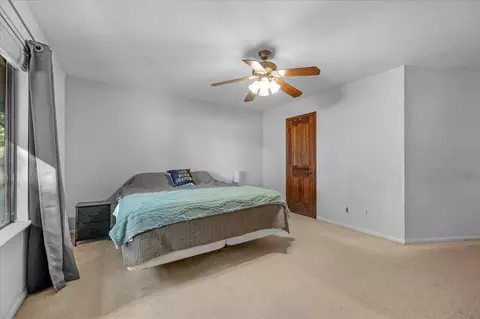 Bedroom - 14510 W Kearney Blvd, Kerman, CA 93630 photo 4 of 8