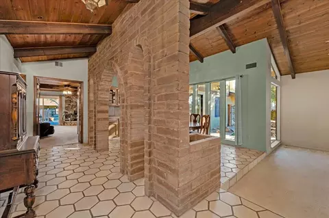 Entry Way - 14510 W Kearney Blvd, Kerman, CA 93630 photo 1 of 6