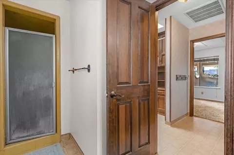 Entry Way - 14510 W Kearney Blvd, Kerman, CA 93630 photo 2 of 6