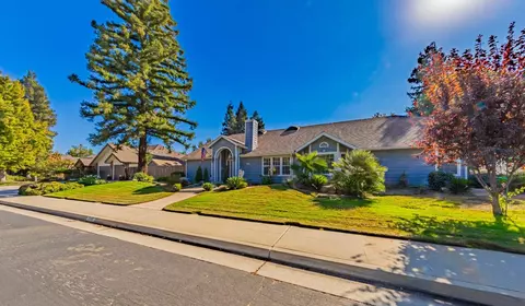 2480 Richert Ave, Clovis, CA 93611