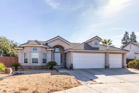 456 W Palo Alto Ave, Clovis, CA 93612